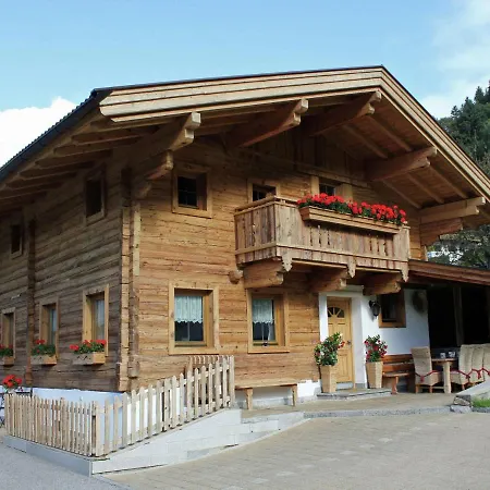 Beautiful Detached Chalet In Mayrhofen Ramsau Tyrol With Sauna Horská chata *