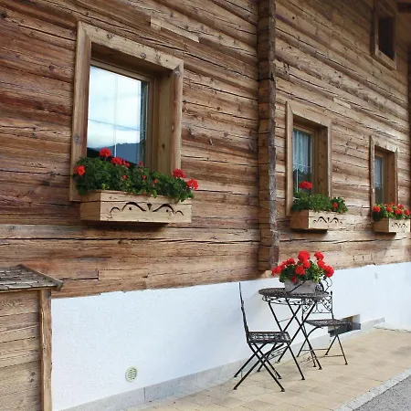 Beautiful Detached Chalet In Mayrhofen Ramsau Tyrol With Sauna Horská chata
